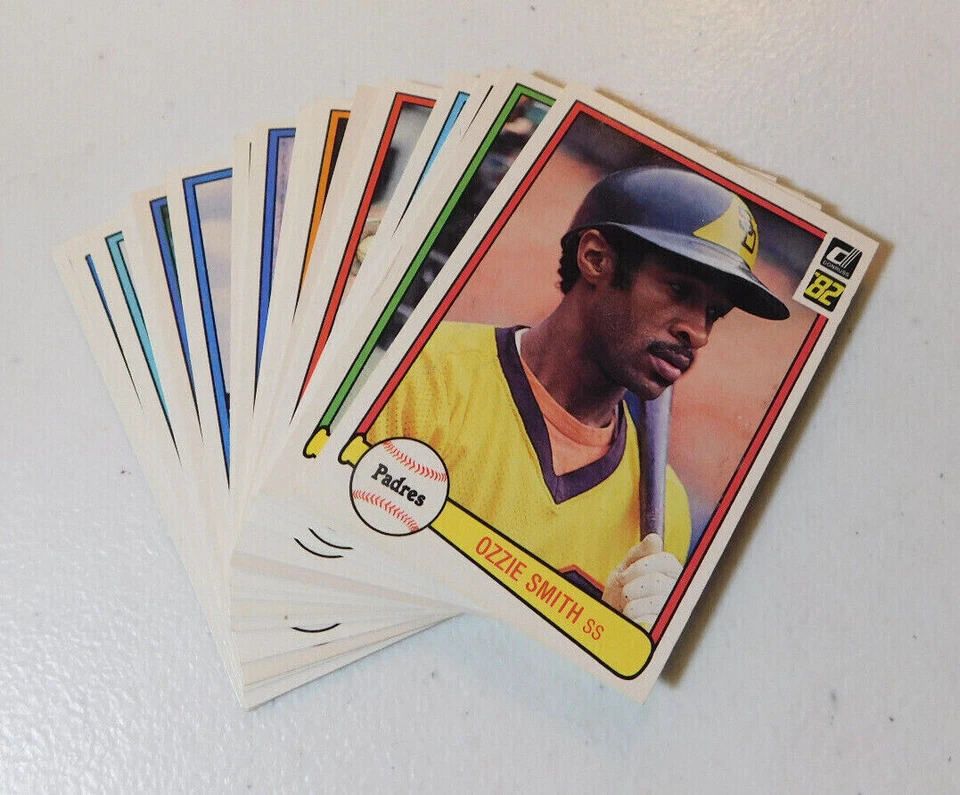 1982 DONRUSS BASEBALL YOU PICK CARD COMPLETE YOUR SET #'s 1-220 (item#E25) - Image 1 of 1