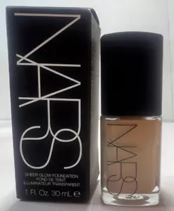 Nars Sheer Glow Foundation - Stromboli New - Picture 1 of 3