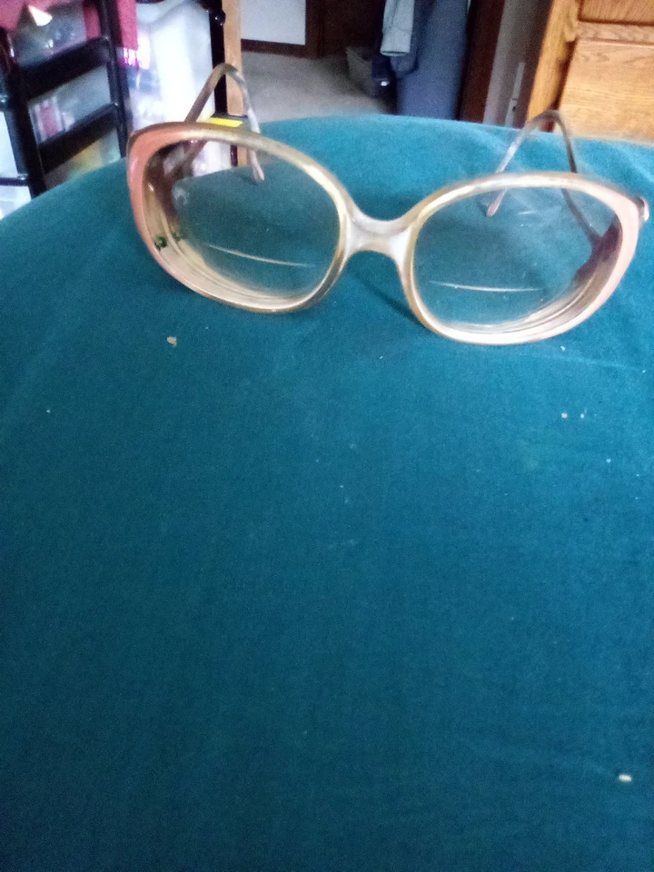 Gafas vintage Diane von Furstenberg ¡imprescindibles de ver!! Foto 1 de 4