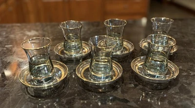 Juego de té turco - 6 vasos y 6 platillos Pasabahce borde dorado Foto 1 de 4