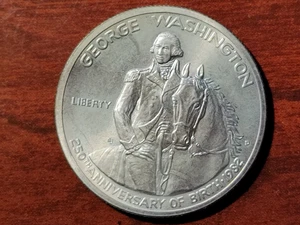 1982 George Washington Commemorative Half Dollar - Picture 1 of 2