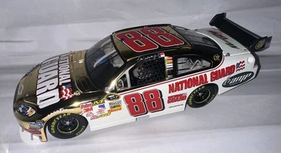 Dale Earnhardt Jr 1:24 #88 Amp Energy National Guard 2009 Impala SS золото 1:188 - Изображение 1 из 4