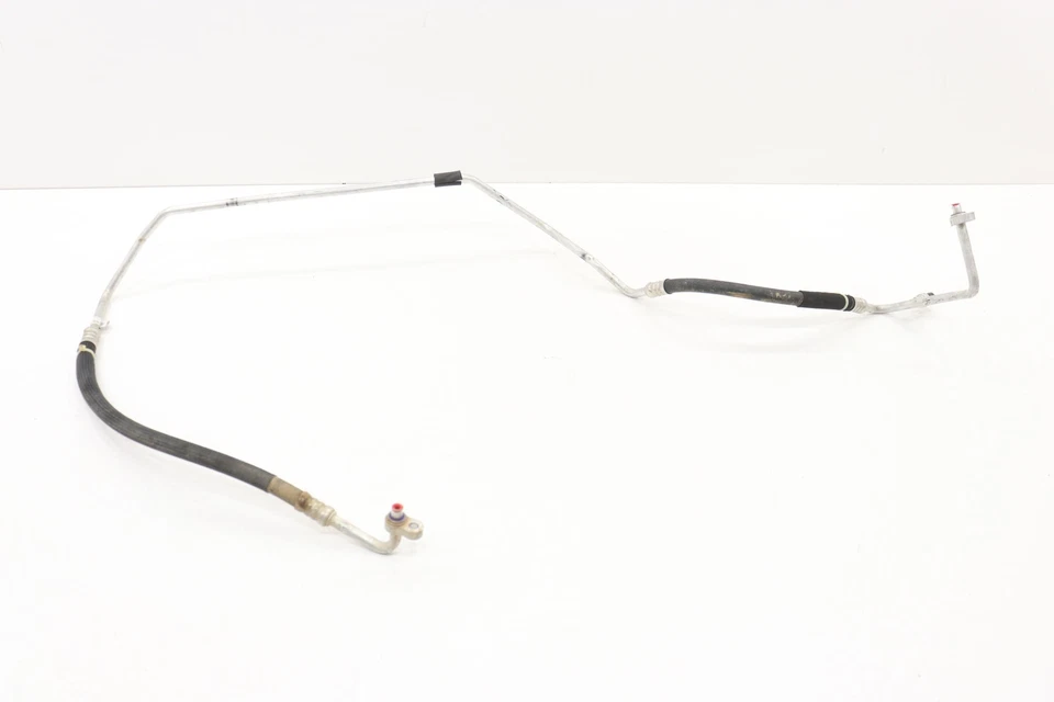 GMC SAVANA 3500 2021-2024 6,6 L AIRE ACONDICIONADO AIRE ACONDICIONADO MANGUERA DE SUCCIÓN FABRICANTE ORIGINAL 84984613 Foto 1 de 4