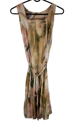 Vestido Vera Wang Simply Vera Fluido Sin Mangas Floral Talla PM Foto 1 de 4