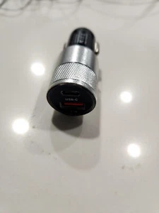 Dual Port USB Car Charger Socket With Digital Voltage - Picture 1 of 2
