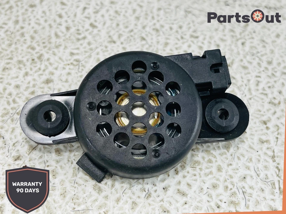 2000-2018 AUDI A6 QUATTRO C7 REAR RIGHT PARK DISTANCE BUZZER SIREN SPEAKER OEM - Image 1 of 4