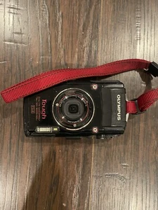 OLYMPUS Stylus Tough TG-4 16MP Digital Camera with battery and charger - Picture 1 of 3