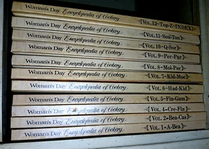 Vintage 1966 Woman's Day Encyclopedia of Cookery 11 of 12 Vols (Missing Vol 3) - Picture 1 of 13