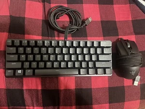 Razer Huntsman Mini Keyboard and Razer Viper Mini Mouse Gaming Bundle - Picture 1 of 3