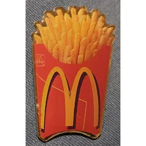McDonald's Mitarbeiter Pin Box Pommes 1990er 3/4" breit x 1 1/4" hoch - Bild 1 von 3
