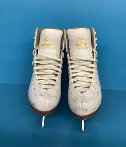 Jackson Mystique Gr. 13,5j Gr. Schlittschuhe mit Mark ll Blades (sanft gebraucht) - Bild 1 von 5