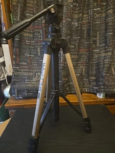 Velbon CX-680 Zwei-Wege Schwenkkopf robust kompakt und Full Size Camcorder Stativ - Bild 1 von 5