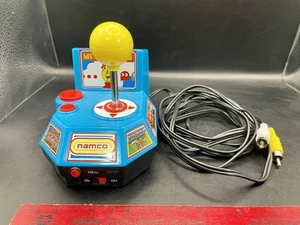 Videojuego de TV Plug And Play 5 en 1 Ms. Pacman 2004 Jakks Pacific Namco PAC-Man - Imagen 1 de 5