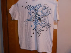 BRAND NEW  MEN'S "GILDAN  HEAVY COTTON"  WHITE "CHECKERED SKULL"  PRINT - Picture 1 of 2