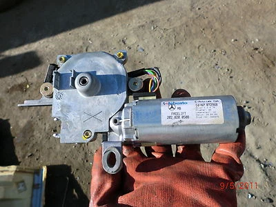 1998-2002 Mercedes-Benz W210 SUNROOF SUN ROOF MOTOR E320 E300 E420 E430 E55 AMG - Image 1 of 3