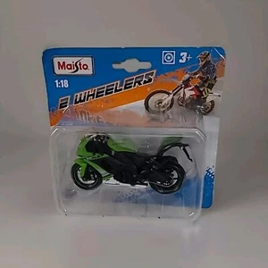 MAISTO 1:18 Kawasaki KXF 250 Toy Model Motocross Motorbike Dirt Bike Scrambler - Picture 1 of 3