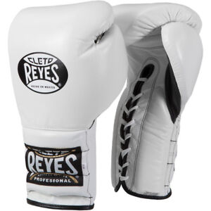 Cleto Reyes Traditional Lace Up Boxing Gloves with Forza Handwraps and Keychain