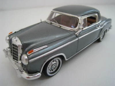 Mercedes-Benz 220 SE Coupe in silbergrau Maßstab 1:43 Vitesse OVP NEU - Bild 1 von 4