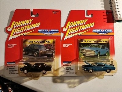 Lot  2 Mercury Johnny Lightning MUSCLE CARS 1968 Cougar Xr7 1971 Cyclone Spoiler - Image 1 of 4