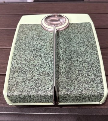 Health-O-Meter Verde MCM Retro Hermoso Baño De Colección Escala Corcho Cíclopes Foto 1 de 4