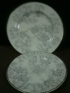 Elegant Antique Royal Worcester England Black Leaf Vine/Gold Trim Plate Set - Picture 1 of 12