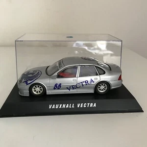 Scalextric Vauxhall Vectra #88 silber Slotcar 1:32 - C-Code - getestet & funktionsfähig - Bild 1 von 10