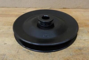 1981-86 Ford F150 2WD 302 351 V8 used Power steering pump pulley 5Z-A1A - Picture 1 of 5