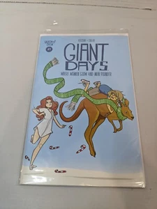 BOOM! Box Studios Giant Days #1 Where Women Glow and Men Thunder Allison Cogar - Imagen 1 de 2