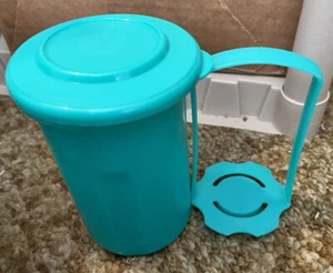 TUPPERWARE kleine runde Grn Pick A Deli Pickle Keeper Behälter Dichtung Heben Abfluss - Bild 1 von 12