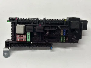 🟢 10-13 Mercedes SLK250 SLK350 E350 Fuse Box Relay  OEM 0-1670658-1 - Picture 1 of 11