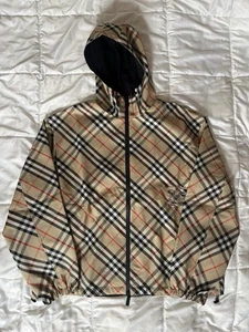 Chaqueta de lluvia reversible Burberry talla L - Imagen 1 de 5