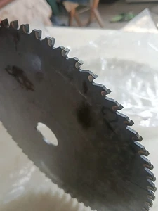 Hartmetallbestückter Seiten- und Planfräser Durchmesser 80 mm Planbreite 8 mm 18 Zähne - Bild 1 von 1