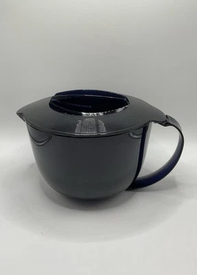 Tupperware Microplus Microcook 1 L Kanne Tupperwave 200 Mikrokanne Dunkel-Blau # - Bild 1 von 4