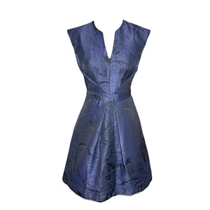 Reiss Evie ärmelloses Jacquard Fit & Flare blau schwarz Minikleid mit Nipped Taille 2 - Bild 1 von 9