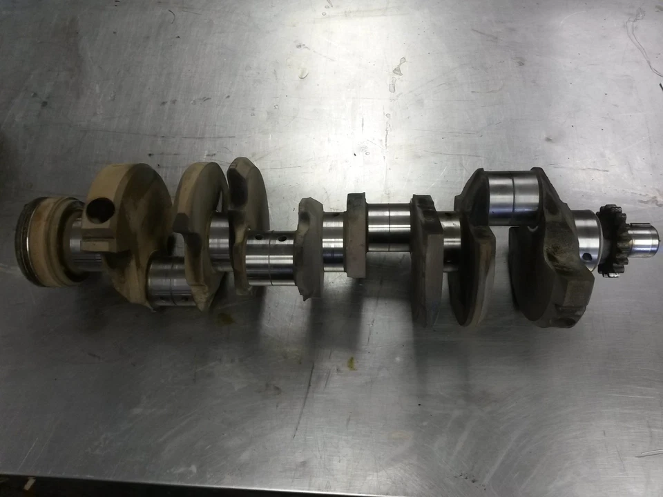 Crankshaft Standard For 88-96 Chevrolet K1500  5.7 14088526 - Image 1 of 4