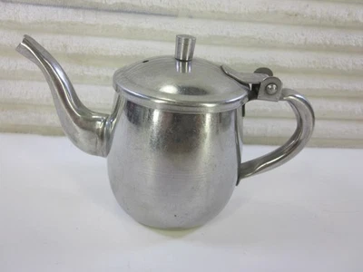 18/6 STAINLESS CREAM/MILK PITCHER WITH LID MADE IN KOREA - Image 1 of 4