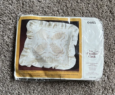 The Creative Circle VTG 1984 Needlework Pillow Cover Kit UNOPENED 0465 Pineapple - Image 1 of 4