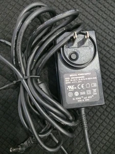 Genuine SL Medical Power Supply MENB1020A0500B02 for Joey Kangaroo Feeding Pump - Picture 1 of 4