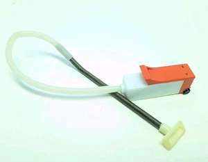 Vintage Lundby Puppenhaus Staubsauger Gummischlauch MCM - Bild 1 von 3