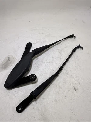 Juego de brazo limpiaparabrisas delantero mercedes benz clase cl s 2007-2014 (sl550 w221) Foto 1 de 4