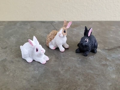 Dollhouse Miniature Bunny Rabbits Set of 3 1:12 Scale Pet Black White Brown