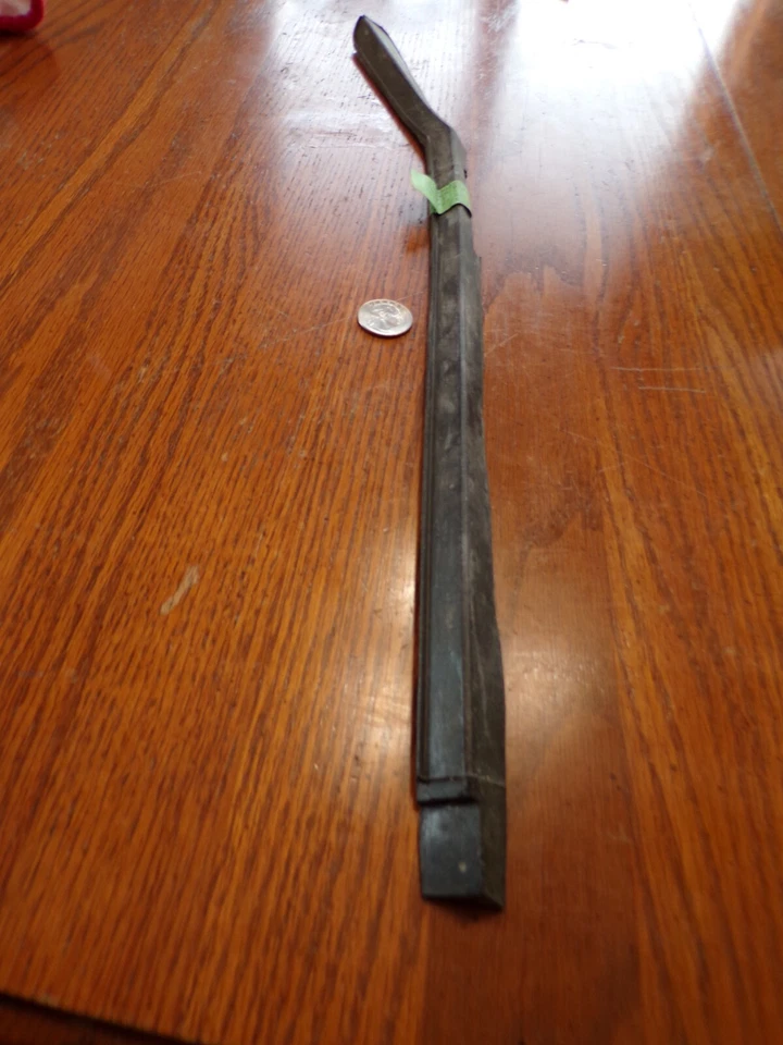 SELLO PILAR PUERTA GOMA R/H ORIGINAL MERCEDES#1077270231 R107,350SL,450SL nuevo de fábrica Foto 1 de 4