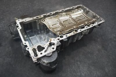 Cacerola de aceite del motor superior inferior tracción trasera 4,4 L 11137621070 BMW 650i F12 2012-19 550i 750i Foto 1 de 4