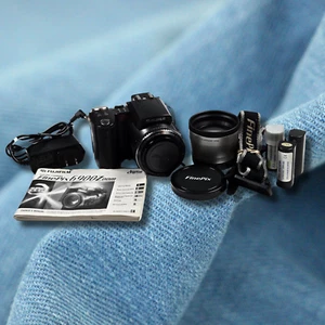 Classic Fujifilm Finepix 6900 Zoom Digital Camera 3.1MP Super CCD With Case - Picture 1 of 12