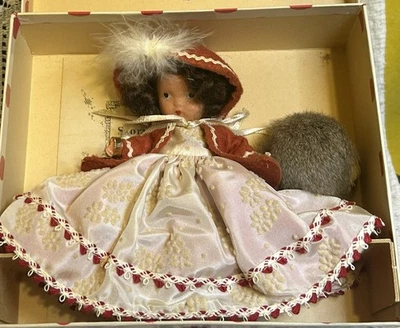 Muñecas Nancy Ann Storybook ~ #93 Muñeca de invierno ¿Caja de piernas congeladas?Papeles-etiqueta de muñeca Foto 1 de 4