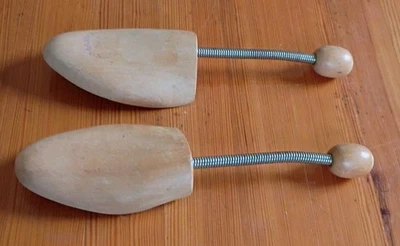 Árboles de zapatos de madera para hombre de colección 11 x 3" con primavera hechos en Alemania Occidental envío gratuito a EE. UU. Foto 1 de 4