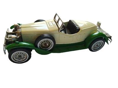 Matchbox Models Of Yesteryear Y-14 1931 Stutz Bearcat Diecast Car Green Beige - Image 1 of 4