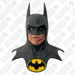 Mezco One:12 Batman 1989 - Battle Damaged Head Sculpt Michael Keaton 1:12 Scale - Picture 1 of 2
