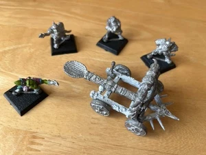 Warhammer MM28 Orc Stone Thrower War Machine Marauder Metal Crew Catapult 1989 - Picture 1 of 4