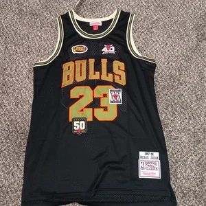 Michael Jordan Medium Chicago Bulls #23 Black And Orange NBA Jersey Brand New - Picture 1 of 2